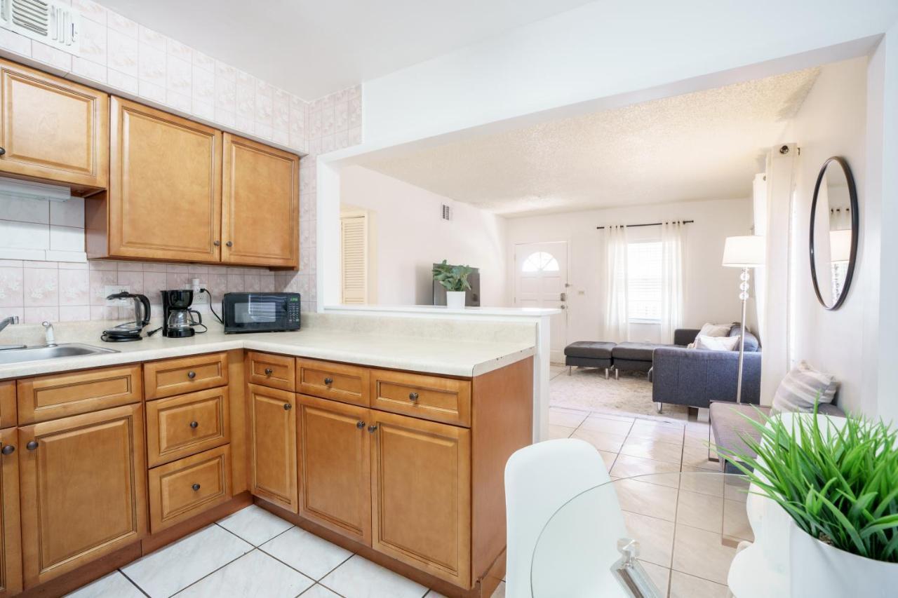 Modern 2 Bedroom In The Heart Of Wynwood Art District Miami Eksteriør billede