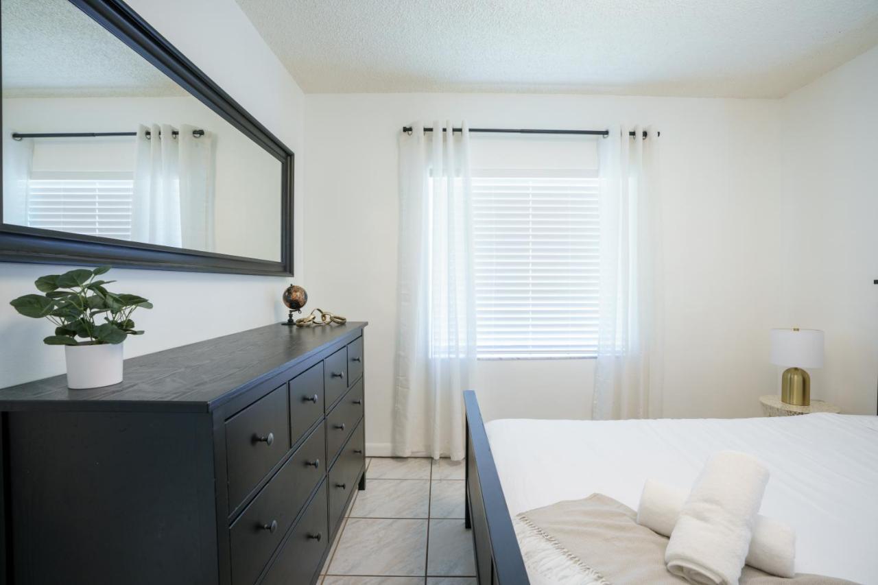 Modern 2 Bedroom In The Heart Of Wynwood Art District Miami Eksteriør billede